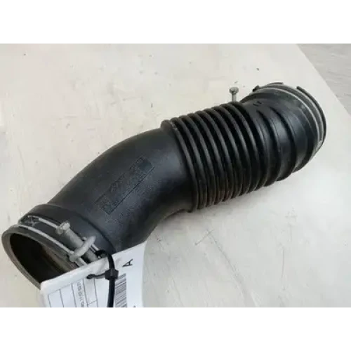 TOYOTA LANDCRUISER AIR CLEANER DUCT/HOS 200 SERIES, DIESEL, 4.5, 1VD-FTV, TWIN T TOYOTA LANDCRUISER AIR CLEANER DUCT/HOS 200 SERIES, DIESEL, 4.5, 1VD-FTV, TWIN T