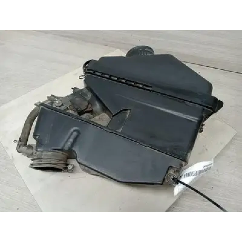 TOYOTA PRADO AIR CLEANER/BOX 120 SERIES, 4.0, 1GR-FE, PETROL, 02/03-10/09 2005