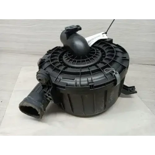 TOYOTA HILUX AIR CLEANER/BOX AIR CLEANER, 3.0, DIESEL, 02/05-08/15 2012 TOYOTA HILUX AIR CLEANER/BOX AIR CLEANER, 3.0, DIESEL, 02/05-08/15 2012