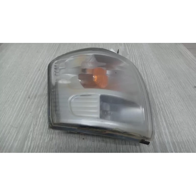 TOYOTA HILUX RIGHT INDICATOR/FOG/SIDE CORNER LAMP, VIN JT... (JAPANESE PRODUCTIO