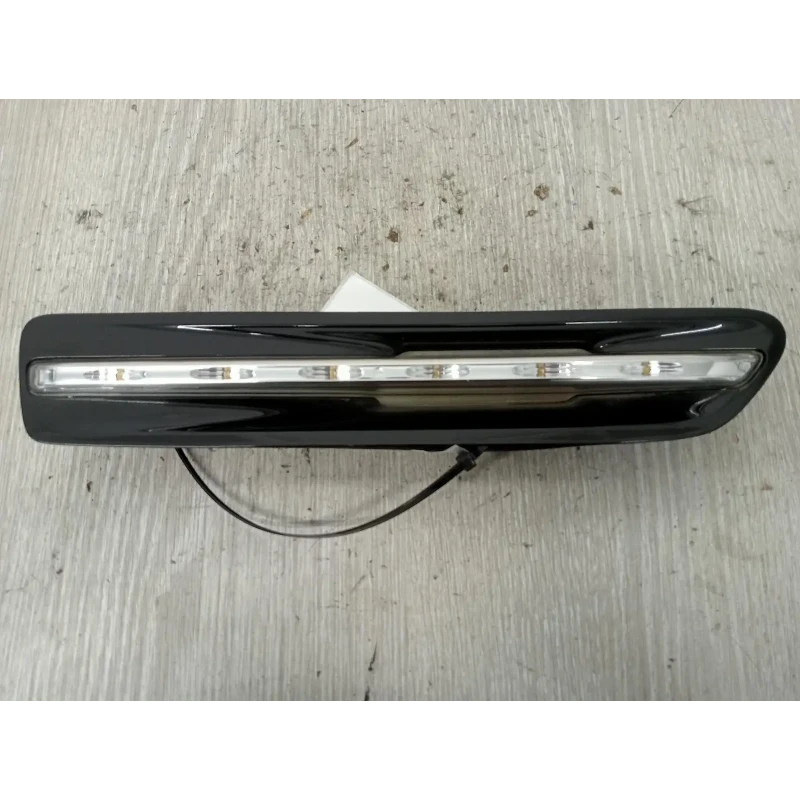 HOLDEN STATESMAN/CAPRICE RIGHT INDICATOR/FOG/SIDE GUARD FLASHER (REPEATER), WM-W