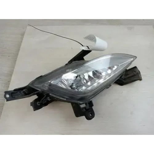 HYUNDAI I30 RIGHT INDICATOR/FOG/SIDE BUMPER FOGLAMP, GD, 5DR HATCH, NON DAYTIME