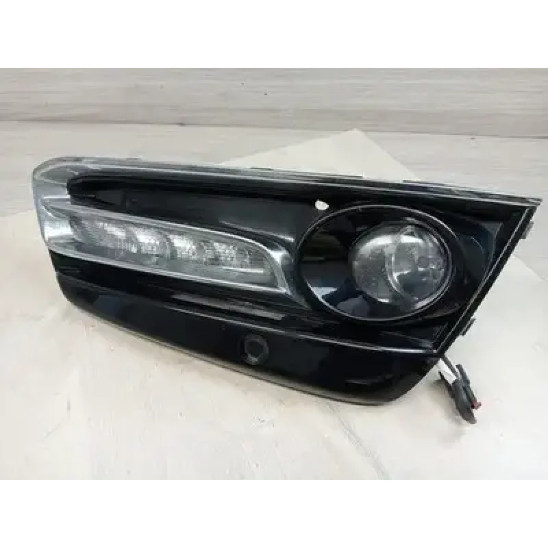 HOLDEN COMMODORE RIGHT INDICATOR/FOG/SIDE BUMPER FOGLAMP, VF, 05/13-12/17 2014
