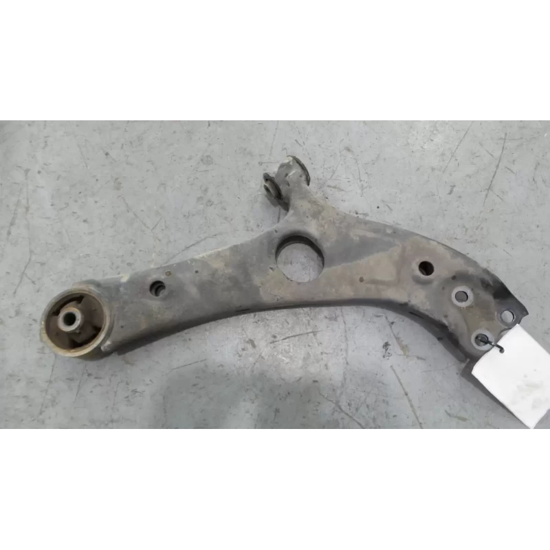 HYUNDAI I45 RIGHT FRONT LOWER CONTROL ARM YF, 04/11-01/14 2011