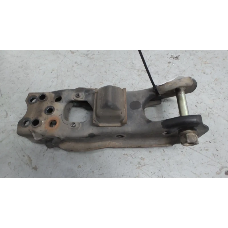 TOYOTA HILUX RIGHT FRONT LOWER CONTROL ARM 2WD, 09/97-02/05 2003