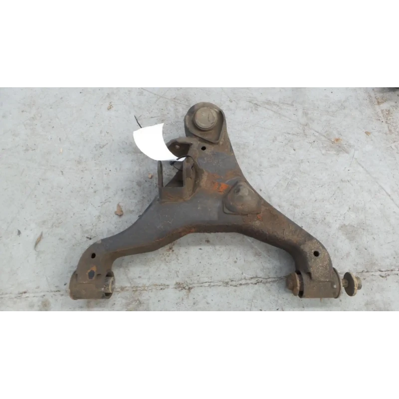 NISSAN PATHFINDER RIGHT FRONT LOWER CONTROL ARM R51, 05/05-09/13 2007