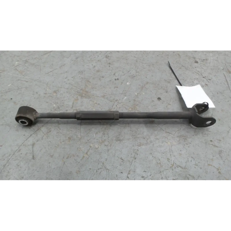TOYOTA CAMRY RIGHT REAR TRAILING ARM CONTROL ARM-REAR, EAST/WEST, ADJUSTING TYPE