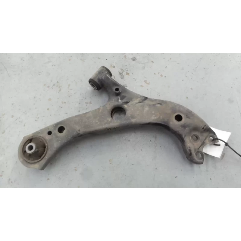 TOYOTA COROLLA RIGHT FRONT LOWER CONTROL ARM E210, HATCH/SEDAN, 07/18- 2020