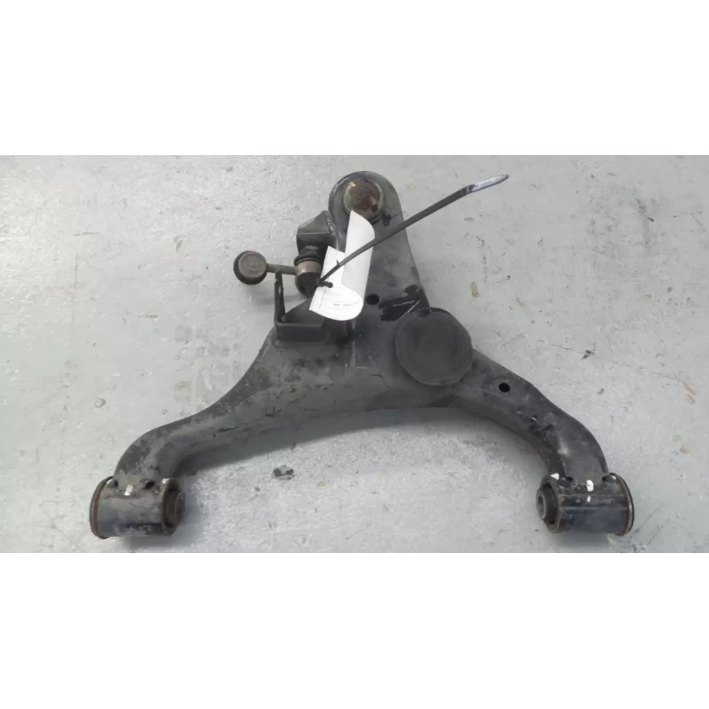 NISSAN NAVARA RIGHT FRONT LOWER CONTROL ARM D40 (VIN MNT), 09/05-08/15 2010