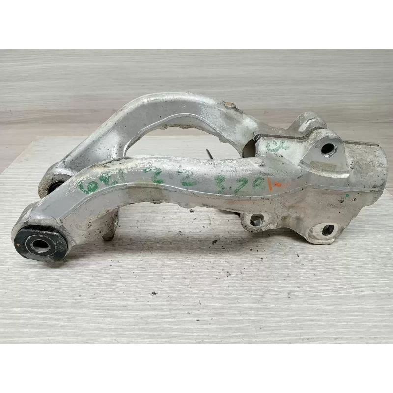 HOLDEN COMMODORE RIGHT FRONT UPPER CONTROL ARM ZB, 10/17-12/20 2019