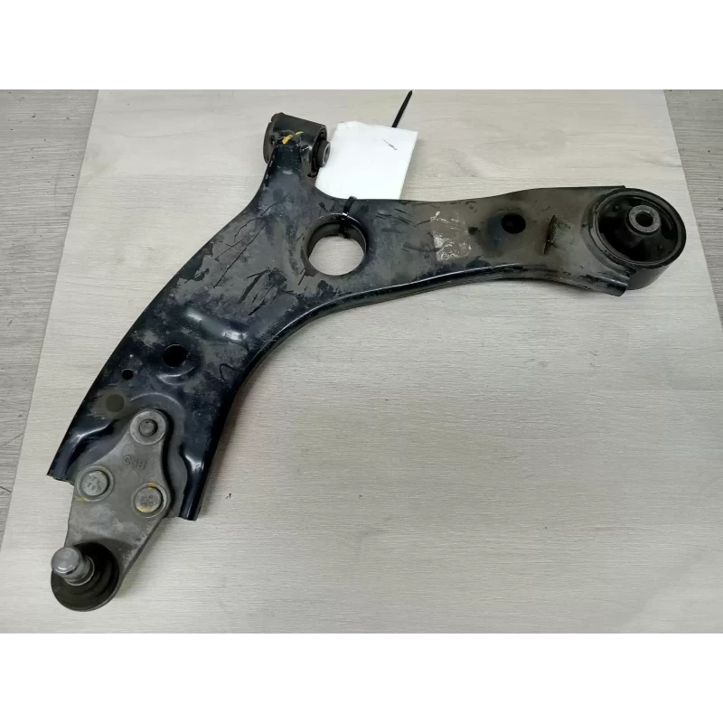 KIA SORENTO LEFT FRONT LOWER CONTROL ARM UM, 03/15-01/20 2015