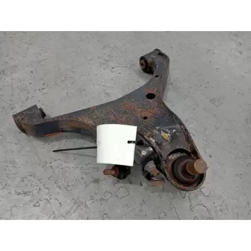 NISSAN NAVARA RIGHT FRONT LOWER CONTROL ARM NP300, 04/15-11/20 2016
