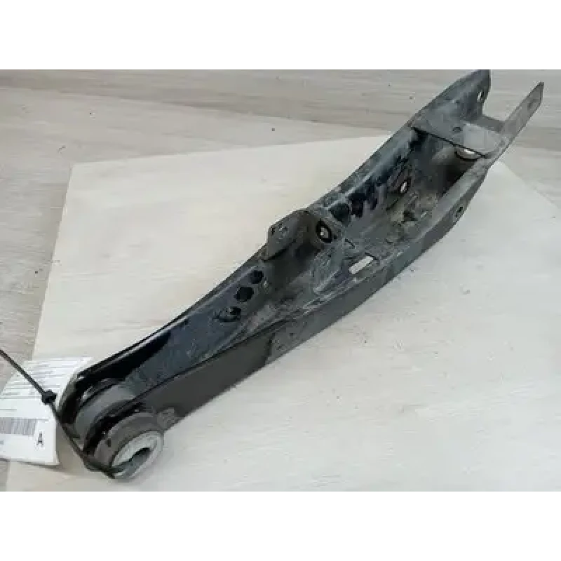 HOLDEN COMMODORE RIGHT REAR TRAILING ARM LOWER CONTROL ARM-REAR, VF, 05/13-12/17