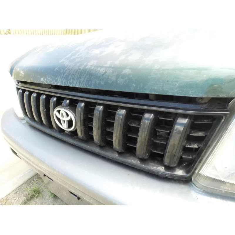 TOYOTA PRADO GRILLE GREY, 95 SERIES, 07/96-07/99 1998