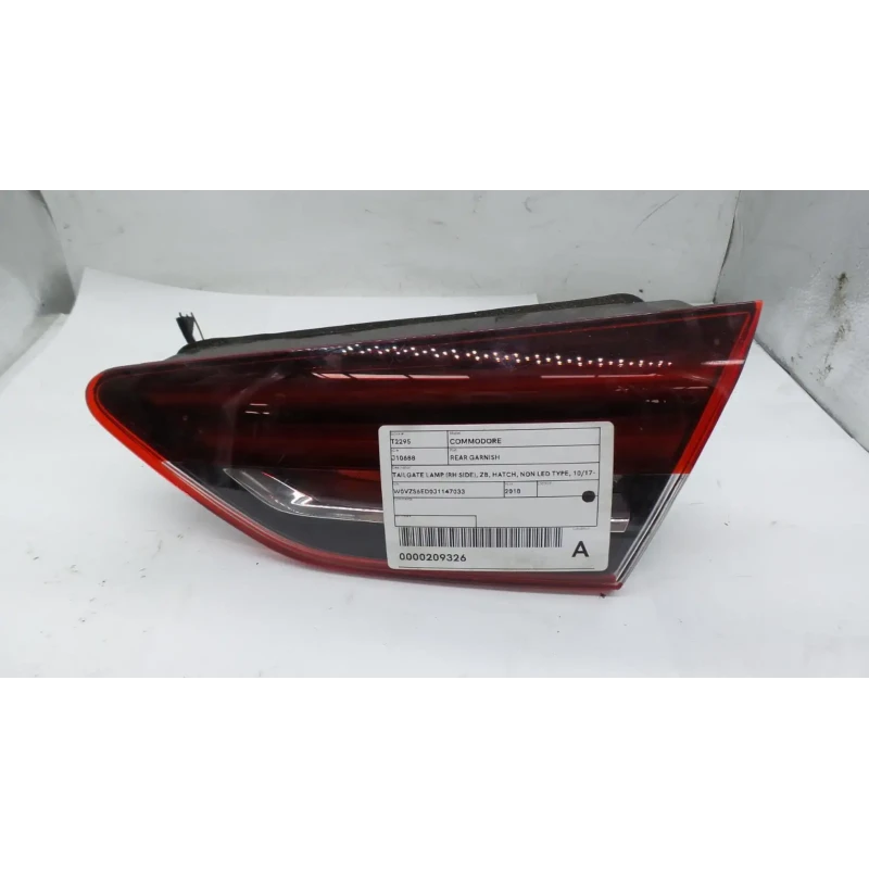 HOLDEN COMMODORE REAR GARNISH TAILGATE LAMP (RH SIDE), ZB, HATCH, NON LED TYPE,