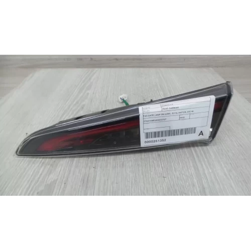 TOYOTA COROLLA REAR GARNISH TAILGATE LAMP (RH SIDE), E210, HATCH, 07/18- 2020