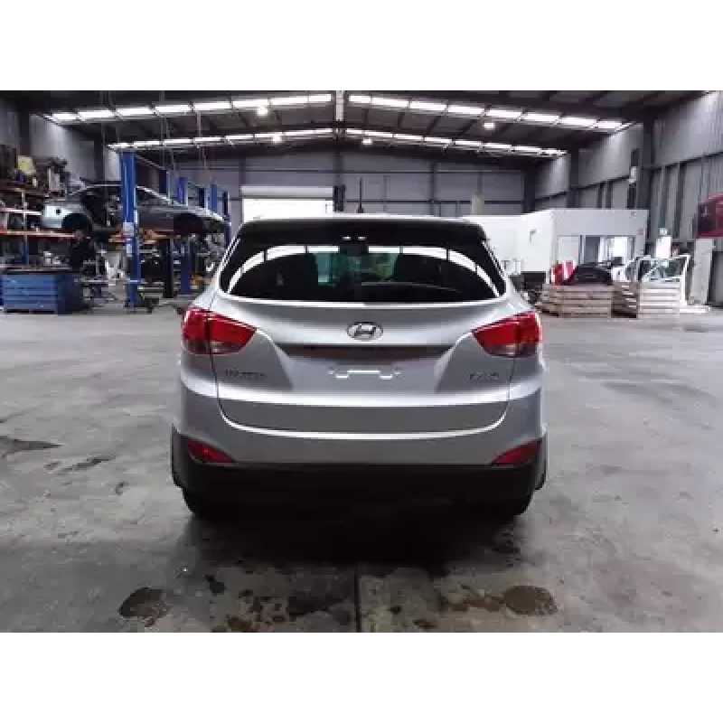HYUNDAI IX35 REAR GARNISH TAILGATE GARNISH (CENTRE), LM SERIES, 11/09-01/16 2013
