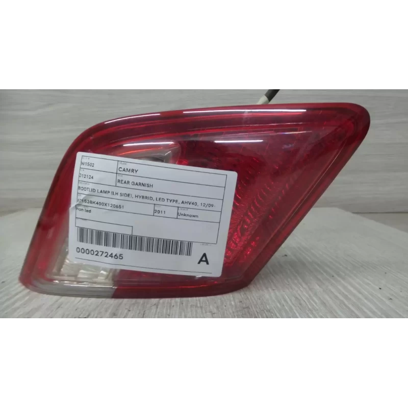 TOYOTA CAMRY REAR GARNISH BOOTLID LAMP (LH SIDE), HYBRID, LED TYPE, AHV40, 12/09