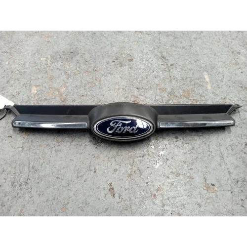 FORD FOCUS GRILLE RADIATOR GRILLE, LW, AMBIENTE/TREND/SPORT, 05/11-08/15 2013