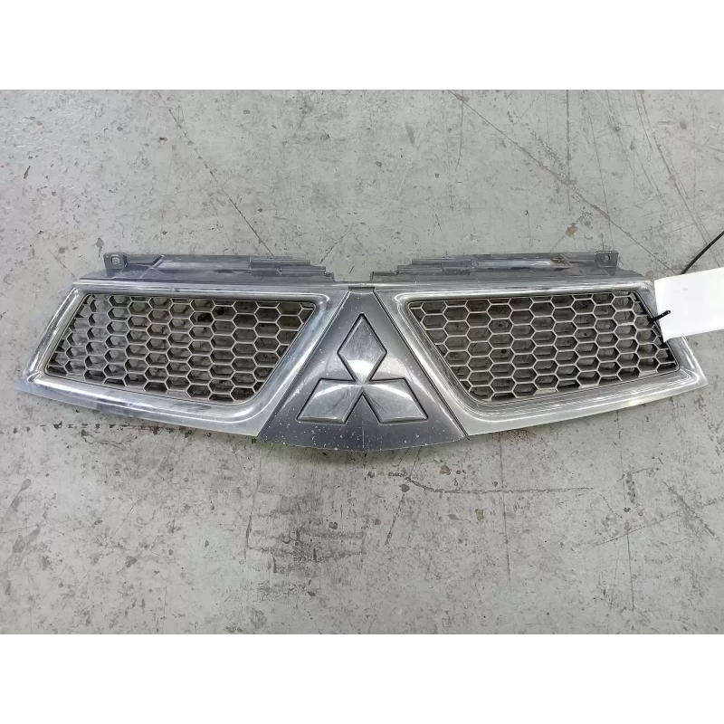 MITSUBISHI TRITON GRILLE RADIATOR GRILLE, MN, MESH TYPE, 08/09-04/15 2010