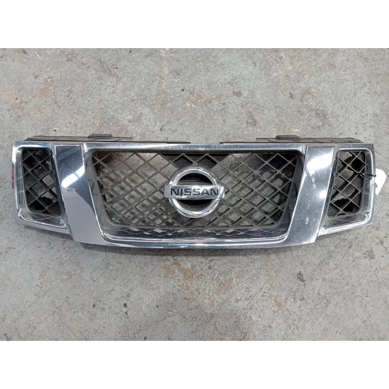 NISSAN NAVARA GRILLE D40 (VIN VSK), RADIATOR GRILLE, CHROME, 01/10-08/15 2013