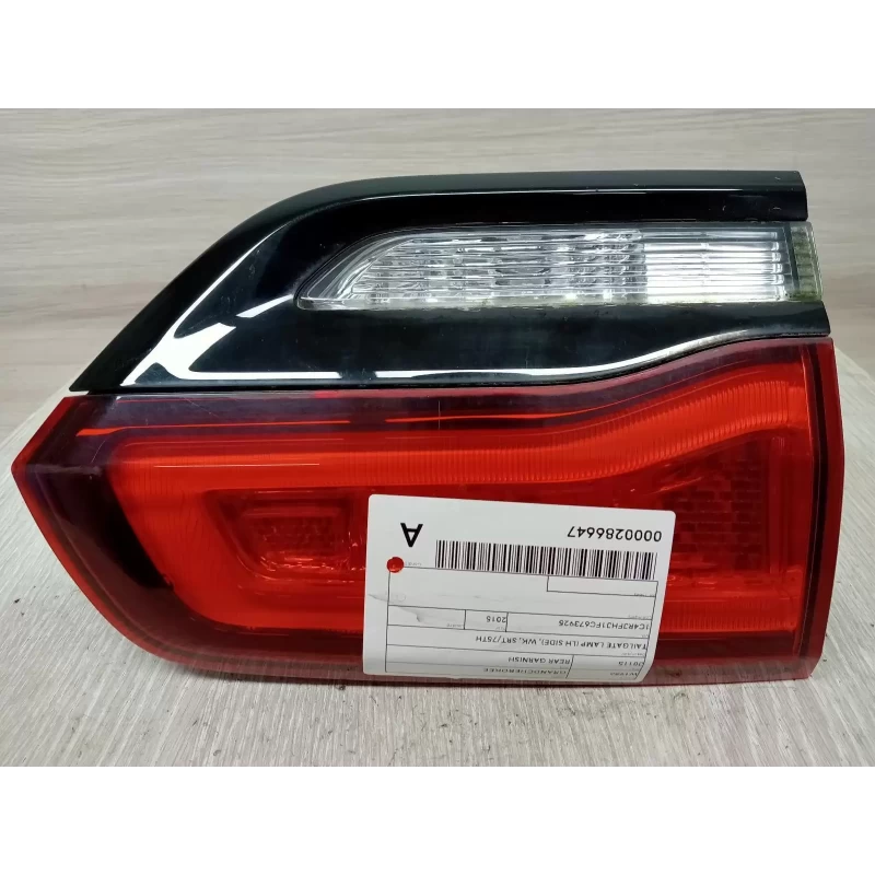 JEEP GRANDCHEROKEE REAR GARNISH TAILGATE LAMP (LH SIDE), WK, SRT/75TH ANNIV/TRAC