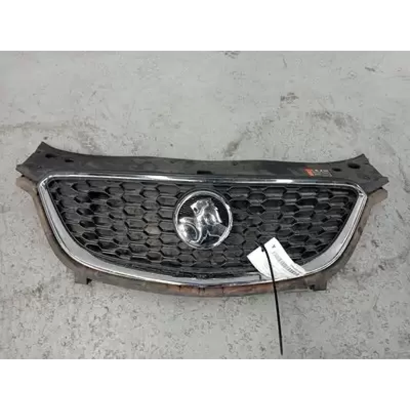 HOLDEN COMMODORE GRILLE RADIATOR GRILLE, VF, EVOKE/INTERNATIONAL, HONEYCOMB TYPE