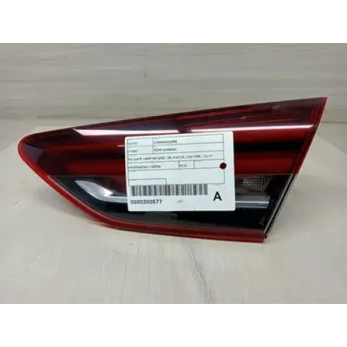 HOLDEN COMMODORE REAR GARNISH TAILGATE LAMP (RH SIDE), ZB, HATCH, LED TYPE, 10/1