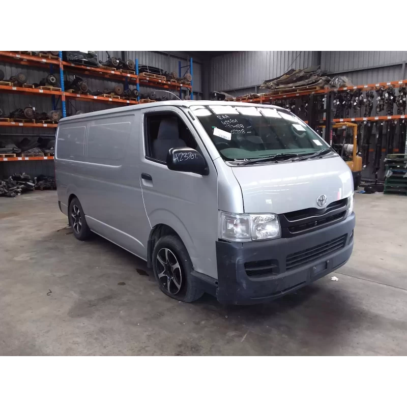 TOYOTA HIACE RIGHT GUARD TRH/KDH, CORNER PANEL, 03/05-04/19 2008