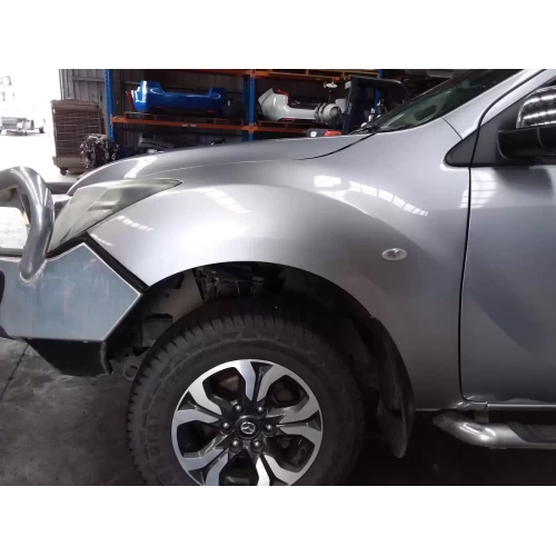 MAZDA BT50 LEFT GUARD UP-UR, W/ INDICATOR TYPE, 10/11-06/20 2015