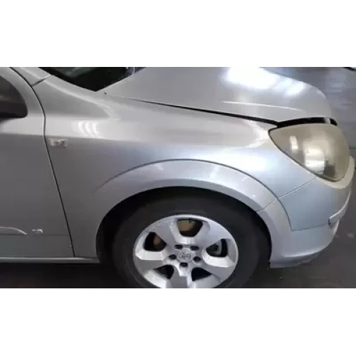 HOLDEN ASTRA RIGHT GUARD AH, 10/04-08/09 2004
