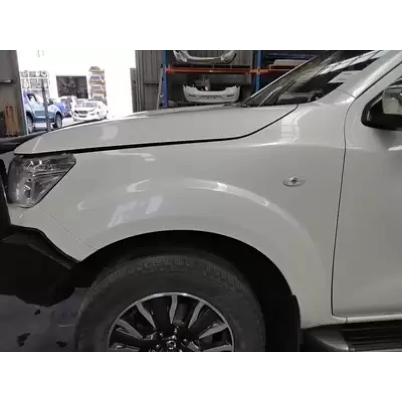 NISSAN NAVARA LEFT GUARD NP300, DUAL CAB, DIESEL, ST/SL, W/ INDICATOR TYPE, 04/1