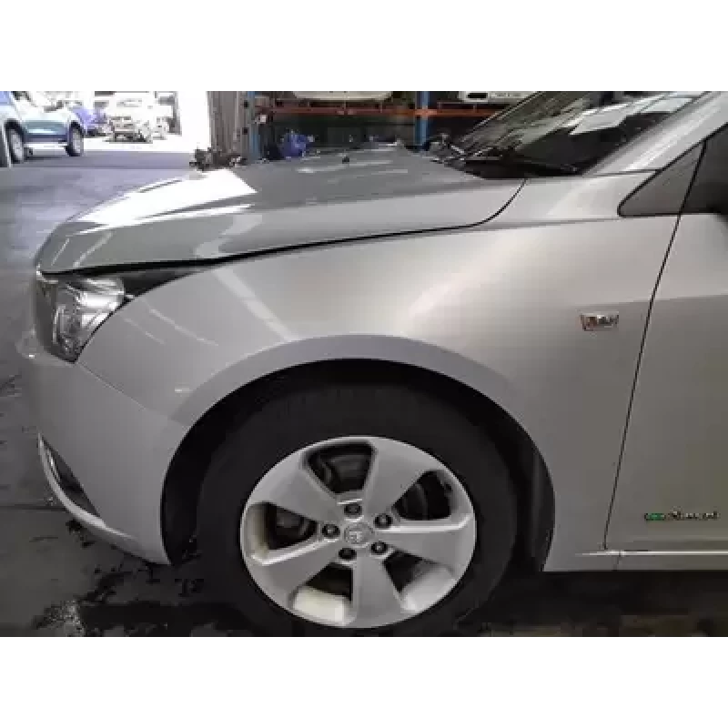 HOLDEN CRUZE LEFT GUARD JG-JH, CD/CDX/EQUIPE/Z SERIES, W/ INDICATOR, NON SKIRT T