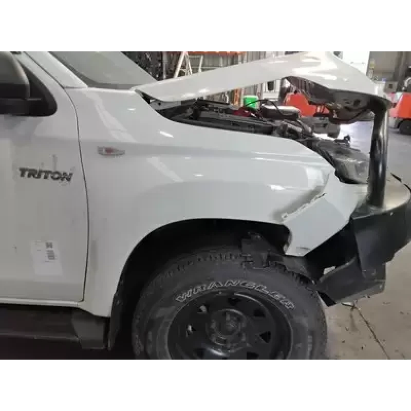 MITSUBISHI TRITON RIGHT GUARD MR, NON FLARED, W/ REPEATER LAMP TYPE, 11/18-10/23