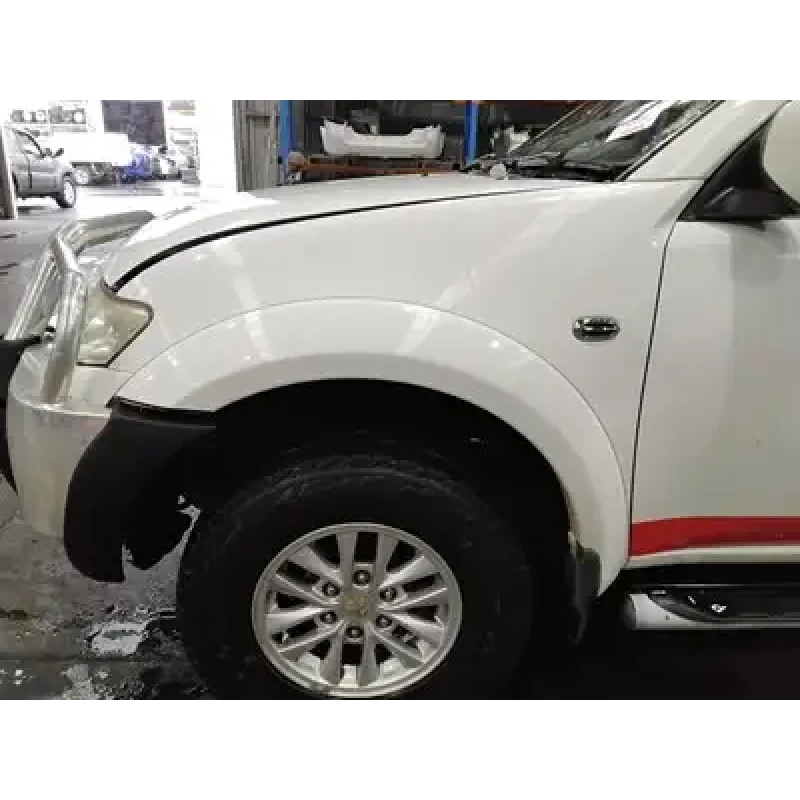 MITSUBISHI CHALLENGER LEFT GUARD KH/PB-PC, NON SOUND INSULATOR TYPE, 11/09-12/15
