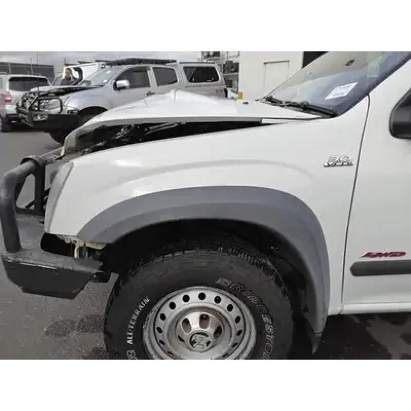 HOLDEN RODEO LEFT GUARD RA, UTE, FLARED TYPE, NON-REPEATER HOLE, 10/06-07/08 200