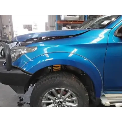 MITSUBISHI TRITON LEFT GUARD MQ, FLARED, NON REPEATER LAMP TYPE, 03/15-10/18 201
