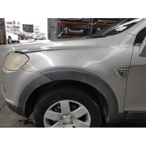 HOLDEN CAPTIVA LEFT GUARD CG, CX/LX/SX/CAPTIVA 7 (4TH VIN = C), 09/06-02/11 2008
