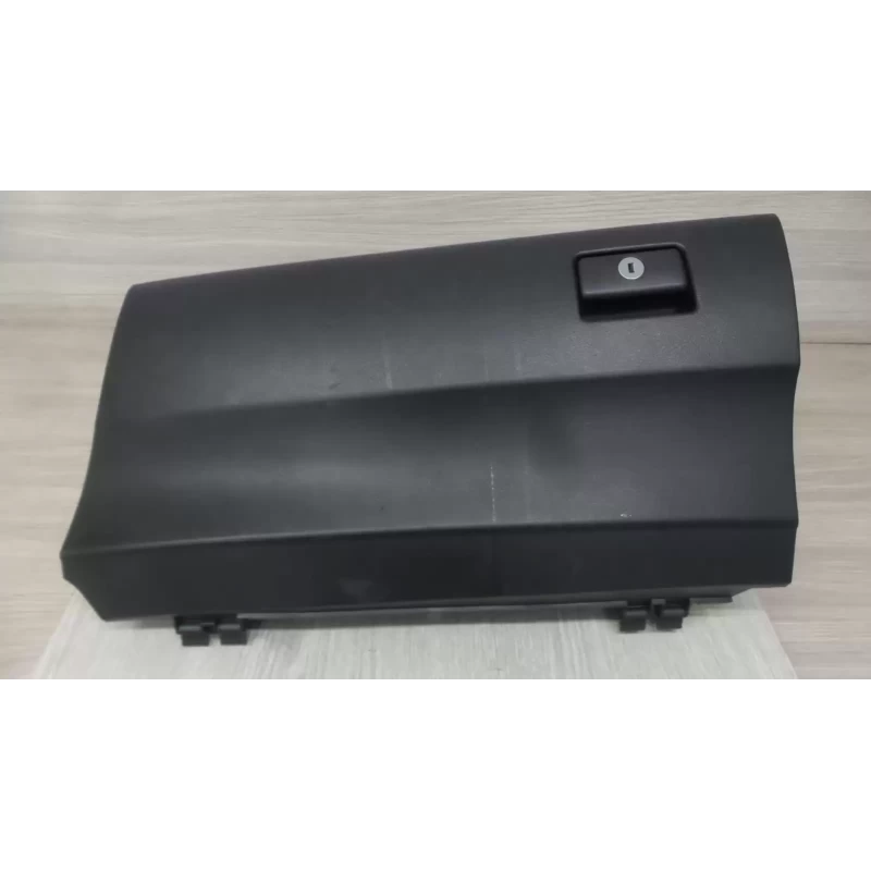 TOYOTA CAMRY GLOVE BOX XV40, 06/06-02/12 2009