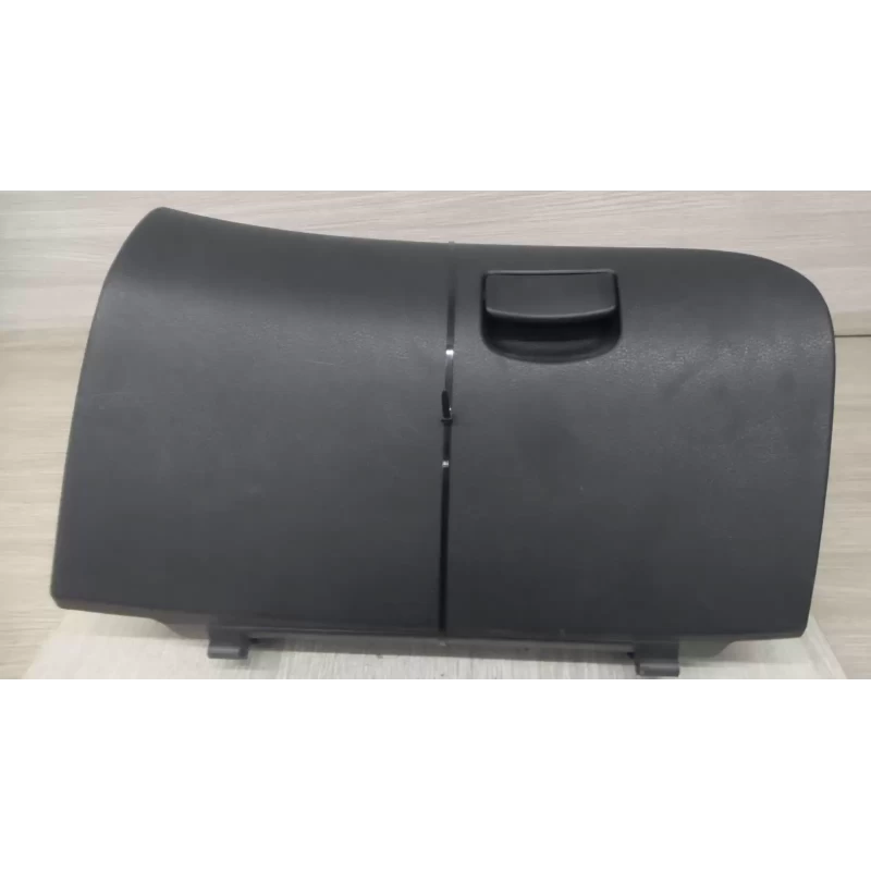 SUBARU FORESTER GLOVE BOX SH, 03/08-08/12 2011