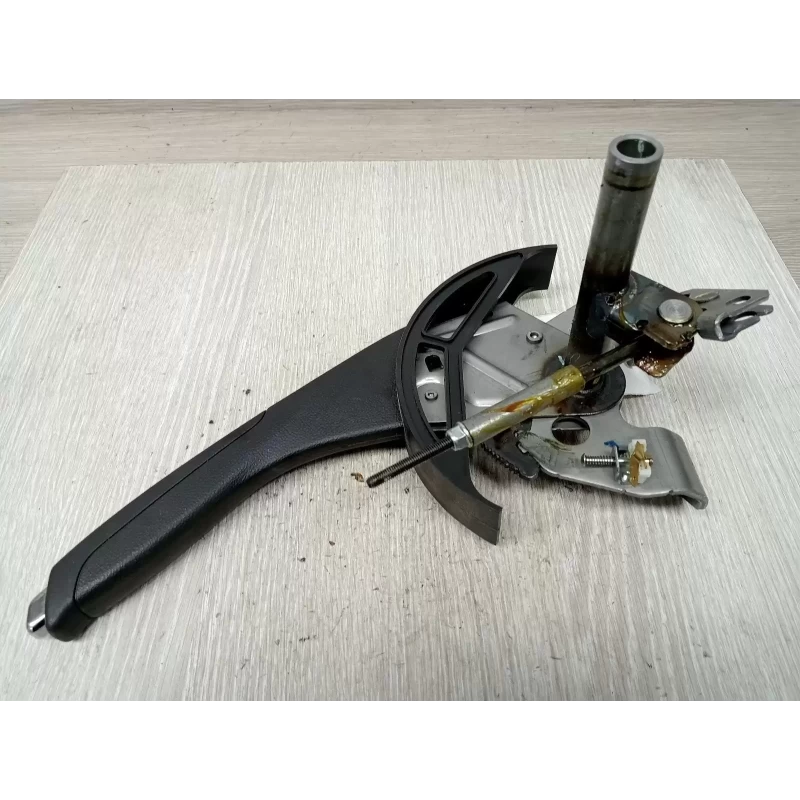 HOLDEN TRAILBLAZER HANDBRAKE LEVER RG, 07/16-12/20 2018