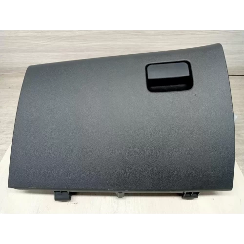 MITSUBISHI OUTLANDER GLOVE BOX ZJ, 10/12-03/15 2014