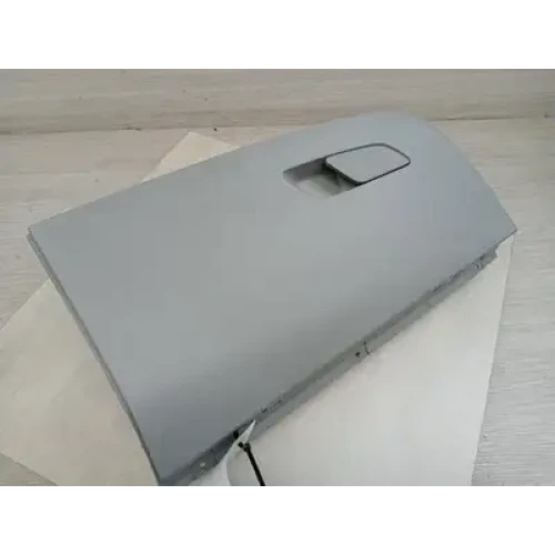 LDV DELIVER 9 GLOVE BOX 07/20- 2021