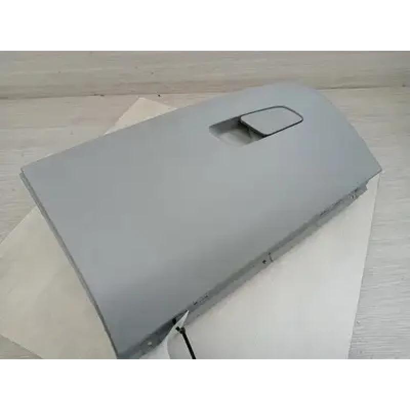 LDV DELIVER 9 GLOVE BOX 07/20- 2021