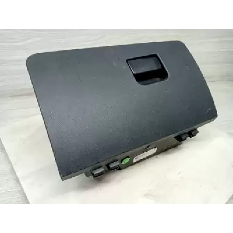 HOLDEN EQUINOX GLOVE BOX EQ, 09/17-12/20 2018