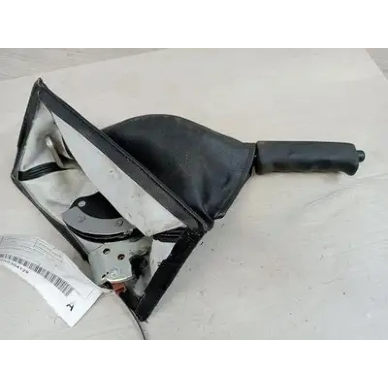 TOYOTA LANDCRUISER HANDBRAKE LEVER 76/78/79 SERIES, BLACK, FLOOR MOUNTED, 08/12-