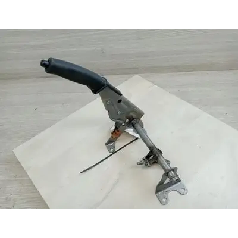 TOYOTA LANDCRUISER HANDBRAKE LEVER 200 SERIES, 11/07-03/21 2014