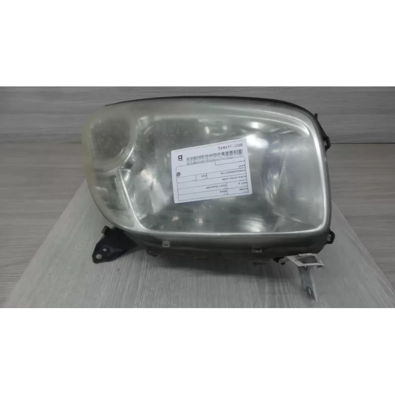 TOYOTA RAV4 RIGHT HEADLAMP ACA2#, 07/03-10/05 2005