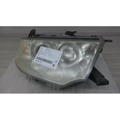 MITSUBISHI CHALLENGER RIGHT HEADLAMP KH/PB-PC, HALOGEN TYPE, 12/09-12/15 2012