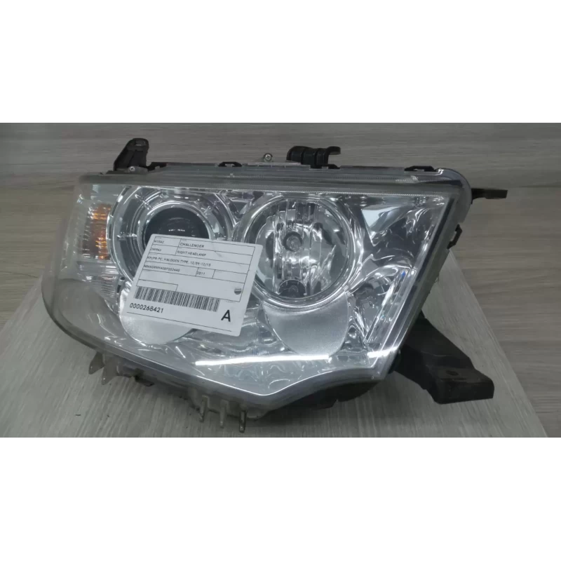 MITSUBISHI CHALLENGER RIGHT HEADLAMP KH/PB-PC, HALOGEN TYPE, 12/09-12/15 2011